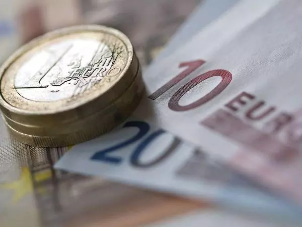 ECBの利下げは6月か　ラガルド氏言及　ユーロ高は円買いで帳消し