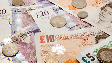British Pound Gains as Markets Eye FSR Release, Carney Presser