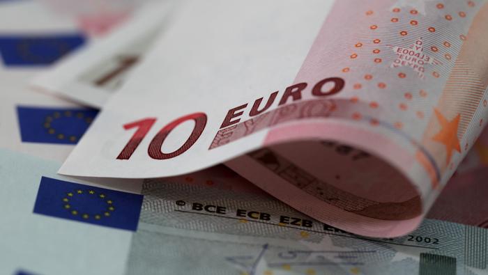 EUR/USD Eyes Gains as US Dollar Retreats and Euro Area Data Continues Improvement