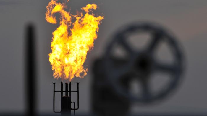 Природный газ достиг 14-летнего максимума из-за резкого похолодания, нефть выросла на протестах в Ливии