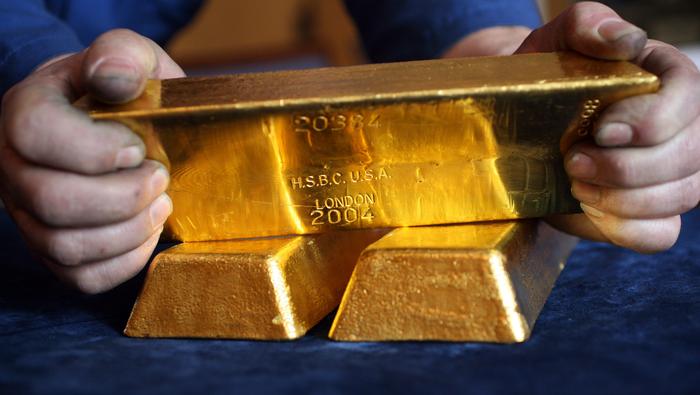 Gold Prices Extend Higher as Yields Fall, ECB Meeting in Focus