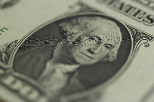 Dollar en baisse, marché décu des minutes de la Fed et de l'inflation américaine