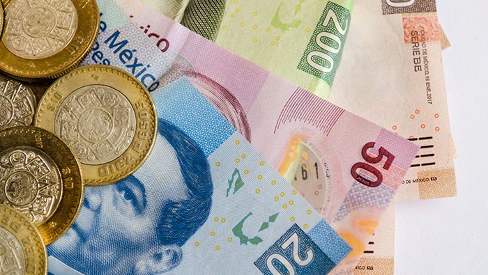 Mexican Peso Outlook: Banxico Seen Hiking Rates Again. How will USD/MXN React?