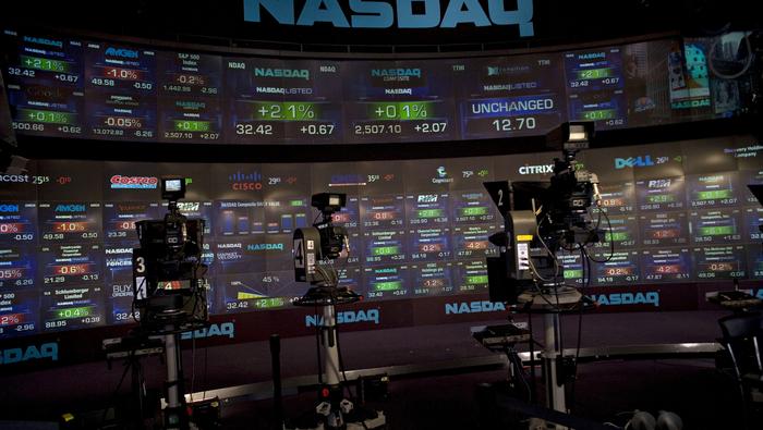 Nasdaq 100 Remains Under Pressure as Netflix Craters; Tesla Earnings Eyed