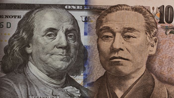 USD/JPY резко падает на фоне ожиданий роста инфляции в семьях