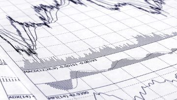 Fundamental vs Technical Analysis: Which is Better at Predicting Market Prices?