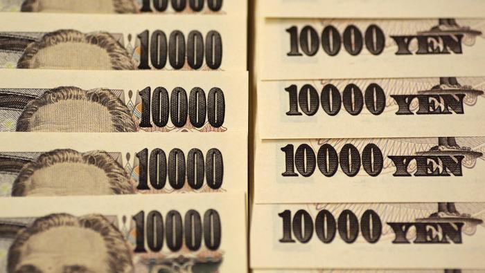 Japanese Yen Strength Pushes USD/JPY Down To Key Support