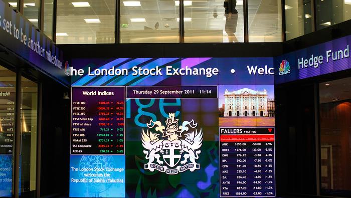 英国FTSE指数は過去最高値更新の中、勢いが鈍化