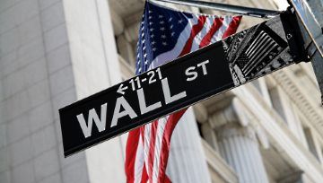 Dow Jones Chart Hints Reversal as Trade War Fears Amplify Selloff