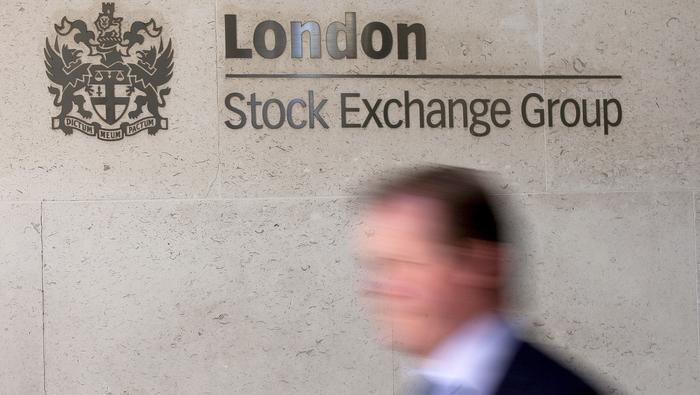 FTSE 100 Forecast: Holding Steady Mid-Range, Bond Yields Rise Again