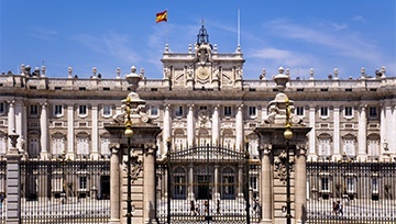 Spanish Politics: Negative for Madrid Stocks, Positive for Government Bonds