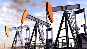 Asia AM Digest: Oil Swings on US Iran Exit, MYR Looks to Election
