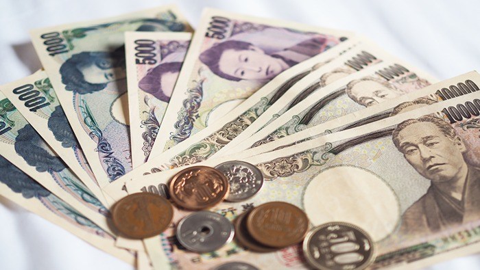 USD/JPY Price Outlook: The Pair Faces Major Support Cluster Pre-CPI