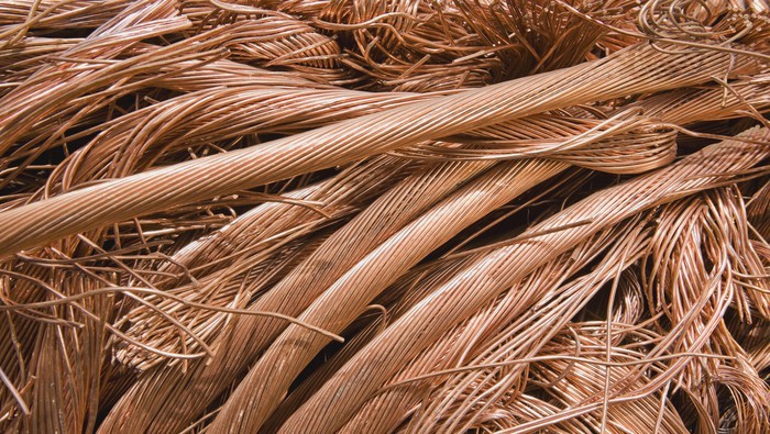 Precio del cobre suma caída semanal de casi 5% por el brote del coronavirus en China