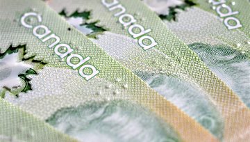 USD/CAD Runs into Multi-Year Trend-Line Ahead of Bank of Canada