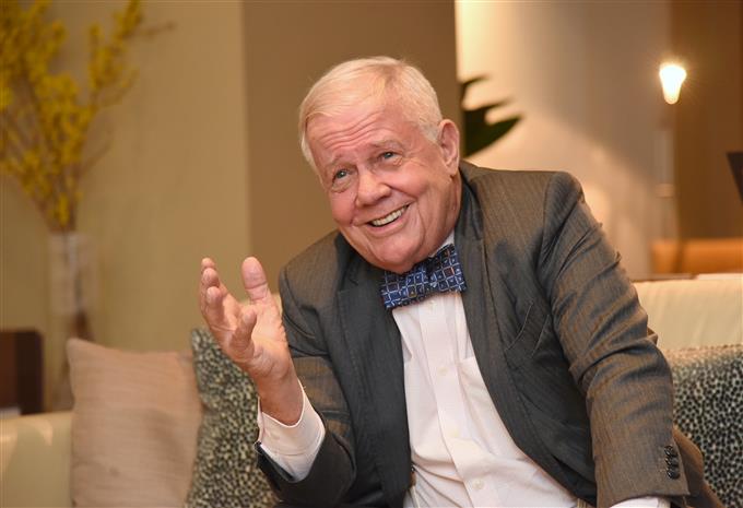 Jim Rogers on US Economic Crisis, Gold & Bitcoin | Podcast