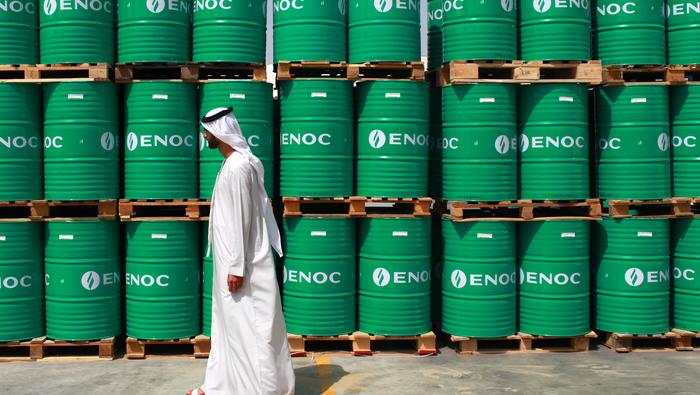 Crude Oil Price Crash as Saudi Arabia Sparks Oil Price War