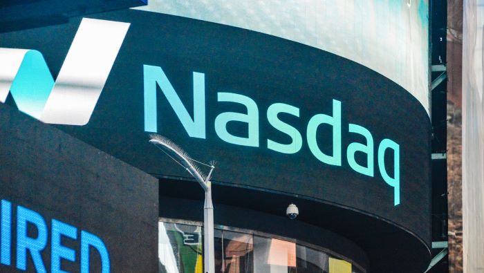 Обновление Nasdaq 100: акции США готовятся к прибыли в сфере технологий: Netflix, Tesla