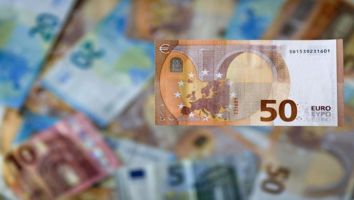 EUR/USD Price Forecast: Euro Progresses as Markets Prep for NFP