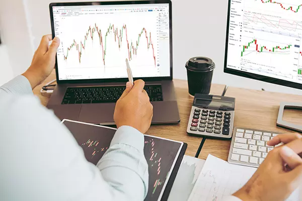 How to create a trading plan in 7 steps