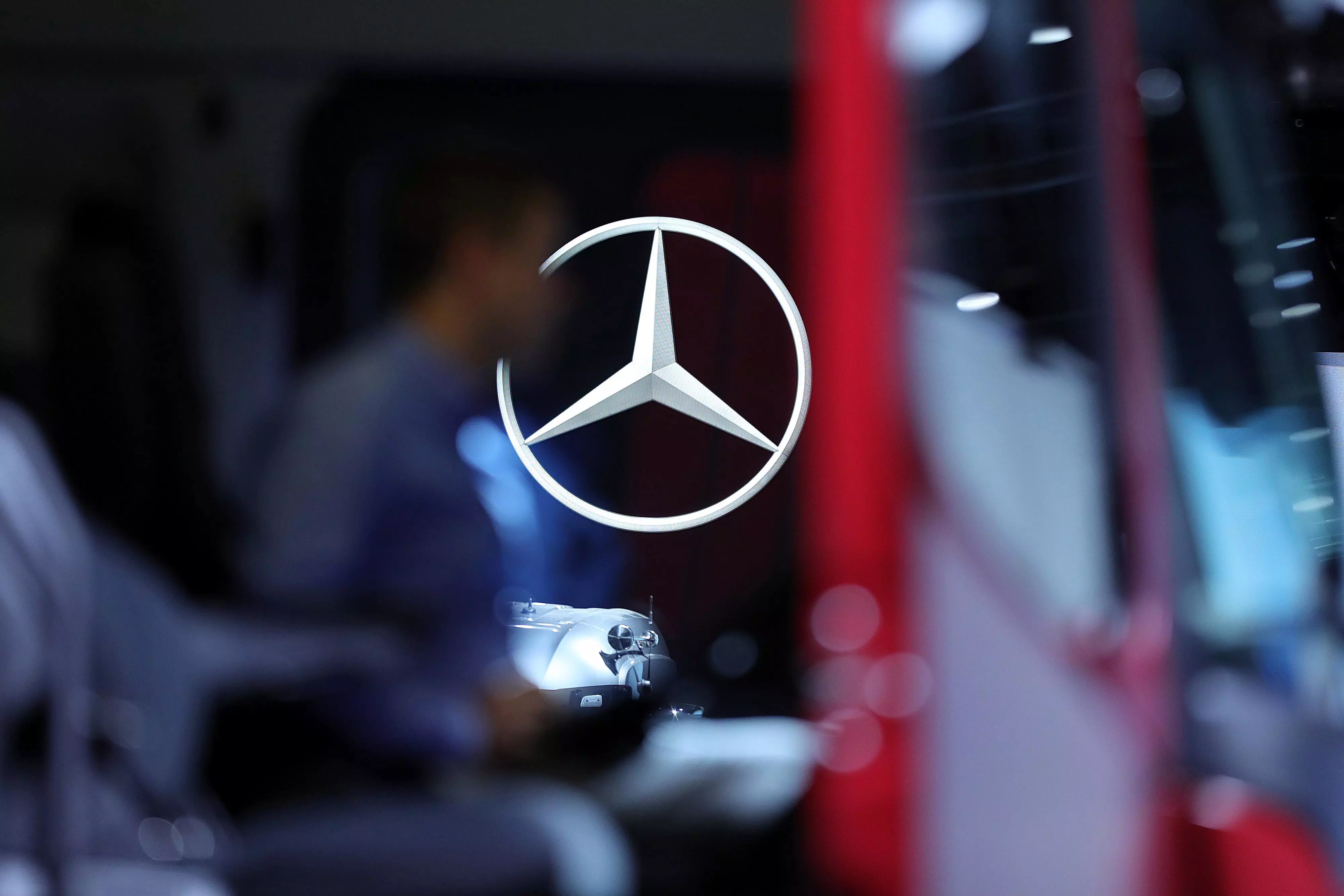 Daimler Aktienkurs – Weitere Stellenstreichungen vor den Jahreszahlen