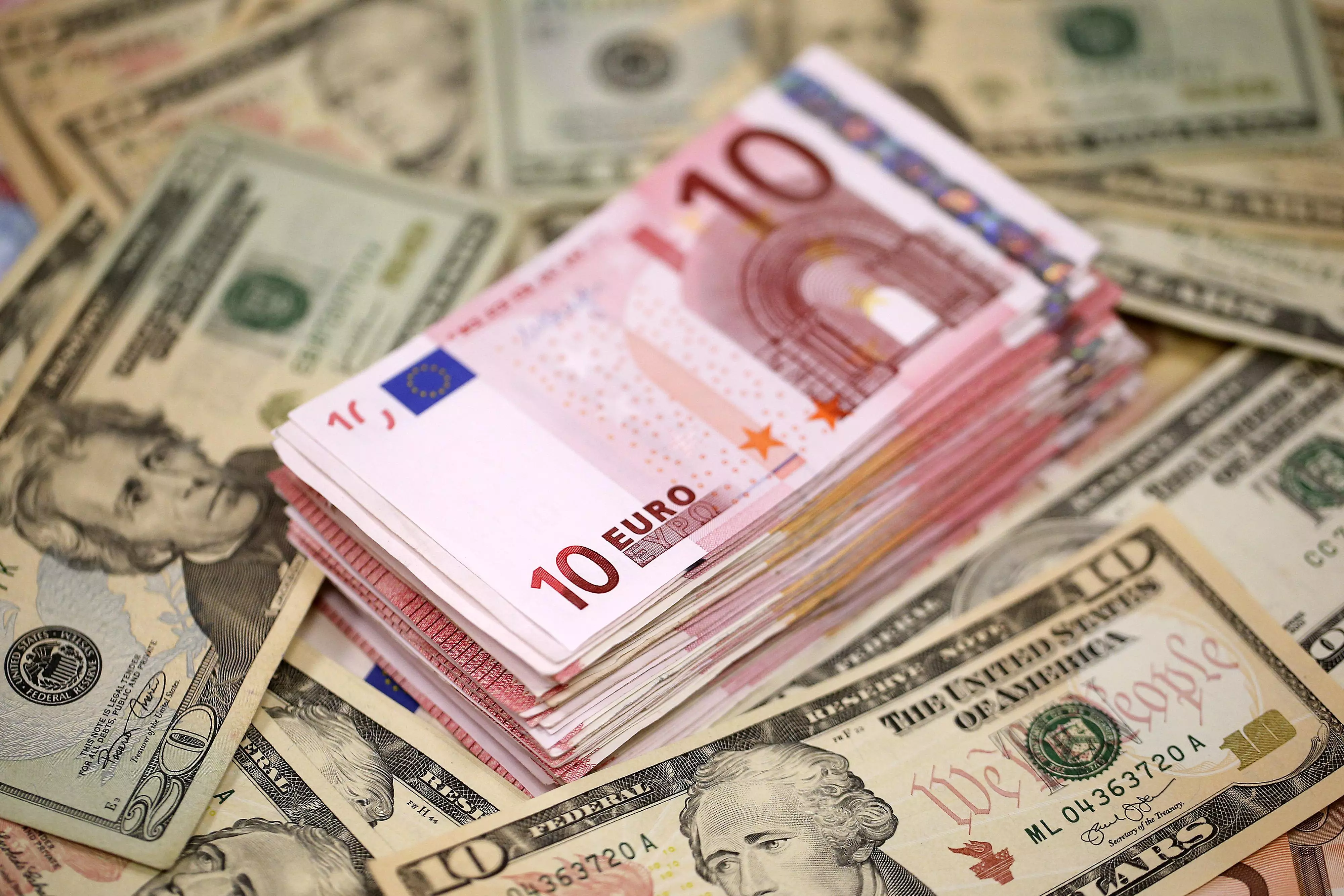Euro and US dollar