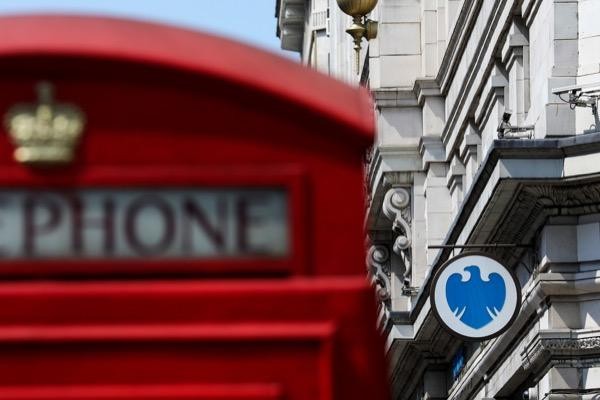 how-to-buy-and-sell-barclays-shares-invest-in-barclays-ig-australia