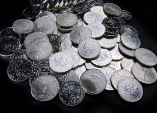 bg_silver_bullion_coins_1112061