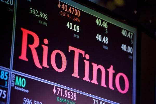 Graphic displaying Rio Tinto stock ticker