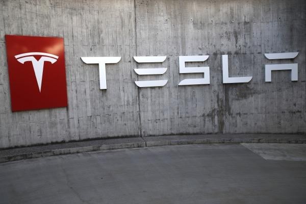 Tesla share price dips, Burry reveals $500m short on the automaker