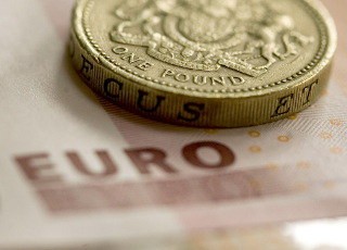 Euro note and pound