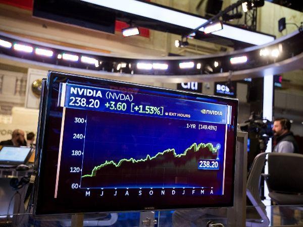 Nvidia shares stock price target ratings trade buy sell analyst