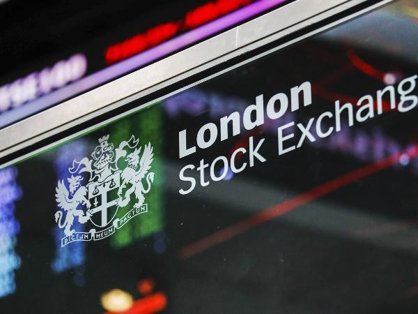 FTSE 100 UK stocks preview share price Shell Rolls royce avacta dividend