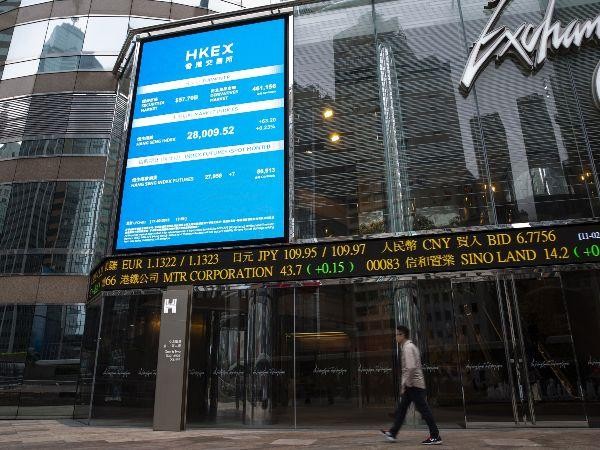Hong Kong stocks watch buy sell trade platform Evergrande share price target analysts ratings short long debts crash